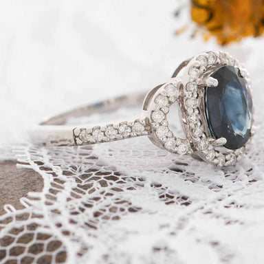 Blue Eyes Diamond Sapphire Ring